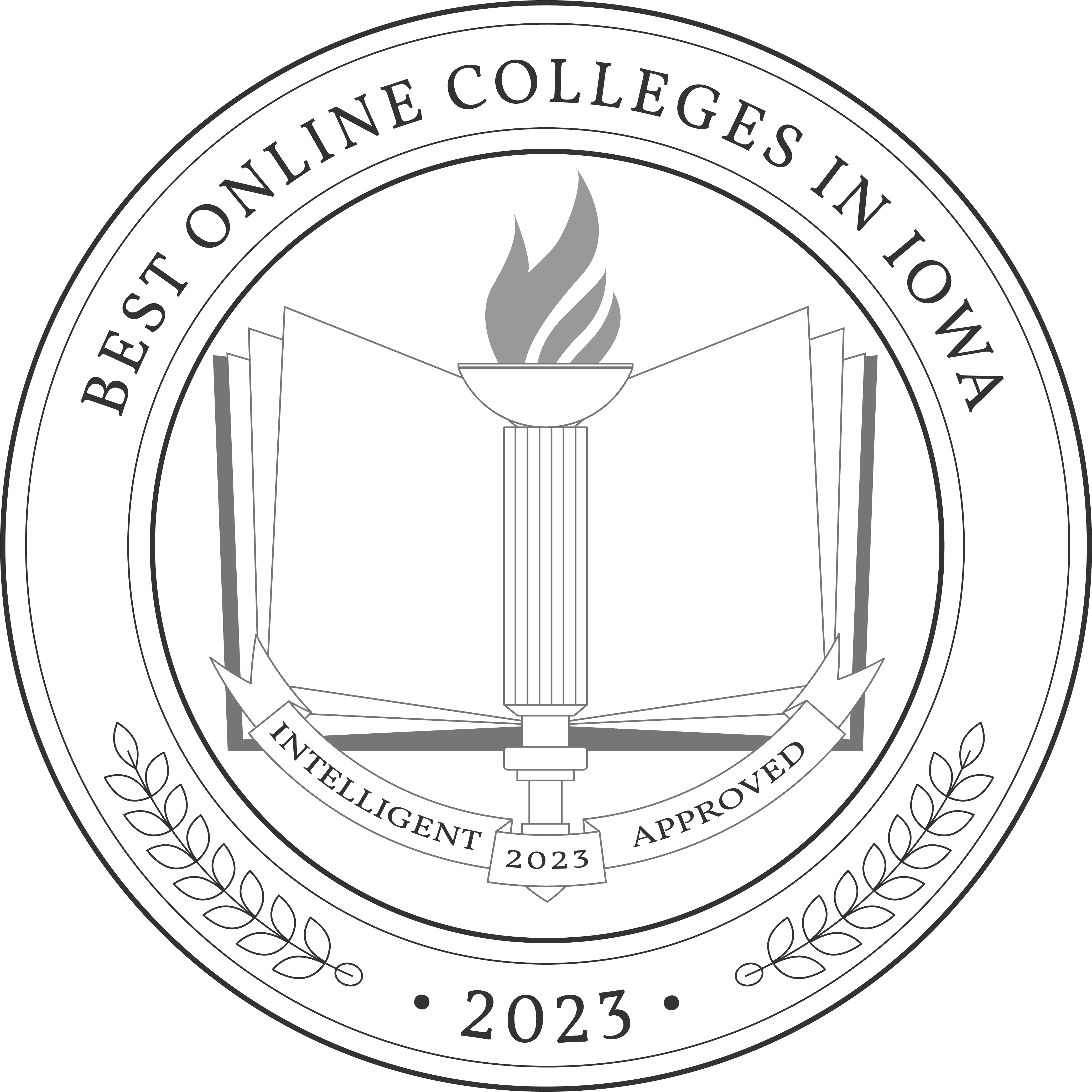 Best Online Colleges in Iowa Badge 2023